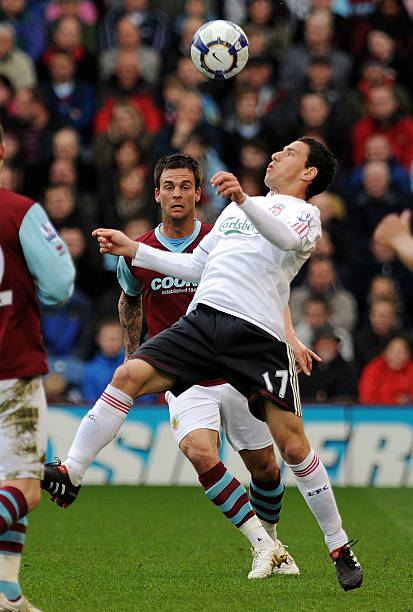 他们通过合 他们通过合