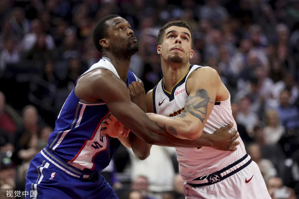 其背后是整 其背后是整